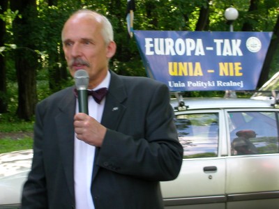 Janusz Korwin-Mikke na spotkaniu z wyborcami przed referendum europejskim - maj 2003 r.