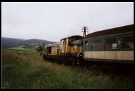 10.06.2001 SU42-511 z pociągiem 6627 na szlaku Mszana Dolna - Kasina Wielka